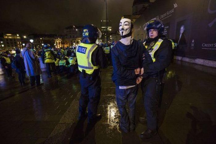 Tres heridos y 32 detenidos en la manifestación de Anonymous en Londres