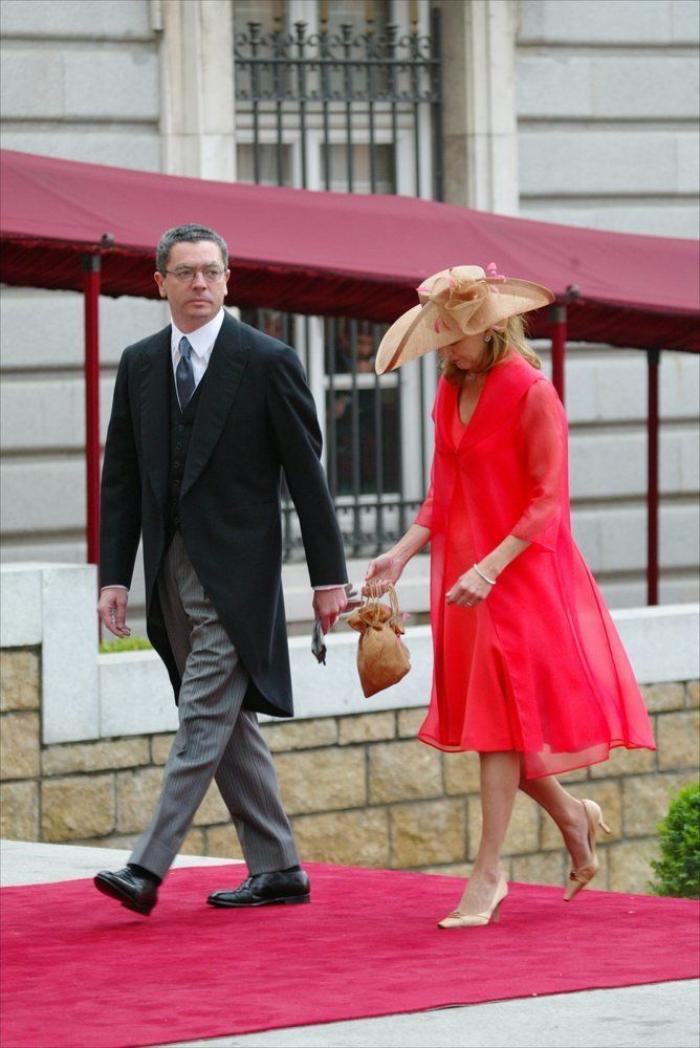 Regreso al pasado: la boda de Felipe y Letizia vista con lo que sabemos hoy (FOTOS)