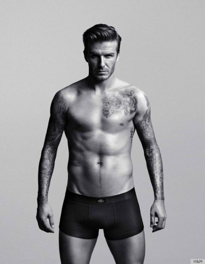 Beckham se retira del campo pero siempre le quedarán los anuncios: 39 de sus mejores fotos (FOTOS)