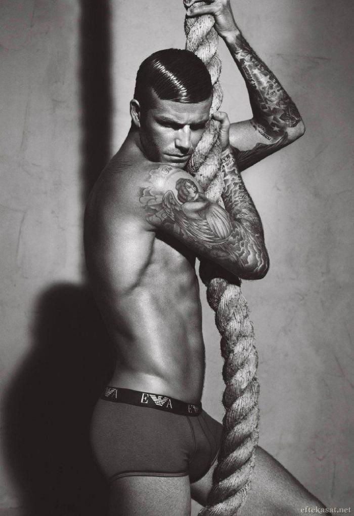 Beckham se retira del campo pero siempre le quedarán los anuncios: 39 de sus mejores fotos (FOTOS)