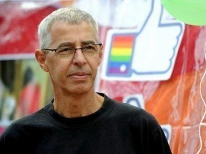 La delegada del Gobierno pide perdón al colectivo LGTB y dice que los nazis de la marcha la "engañaron"