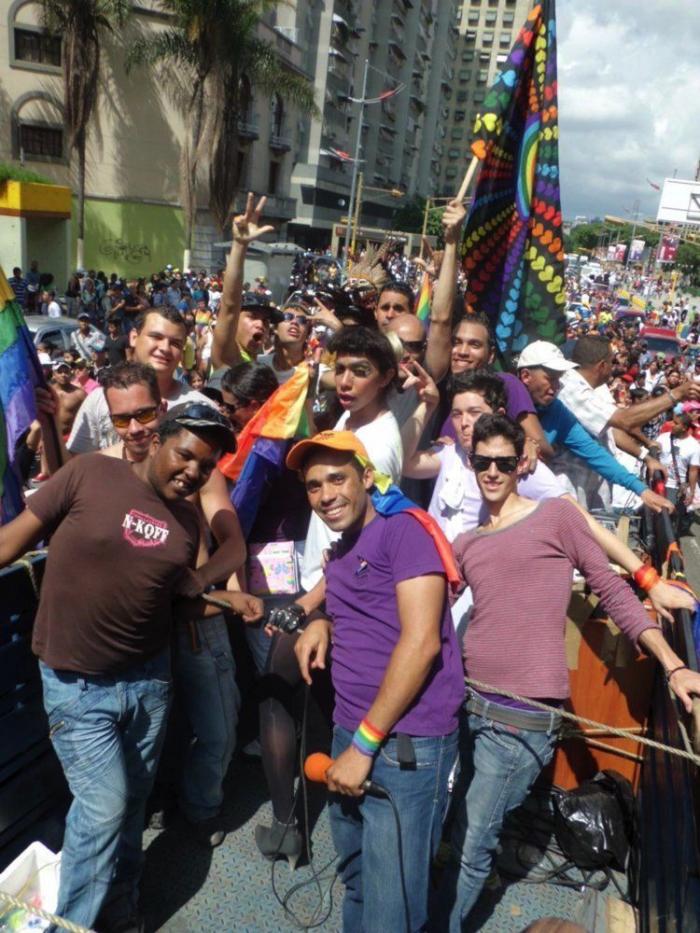 La delegada del Gobierno pide perdón al colectivo LGTB y dice que los nazis de la marcha la "engañaron"