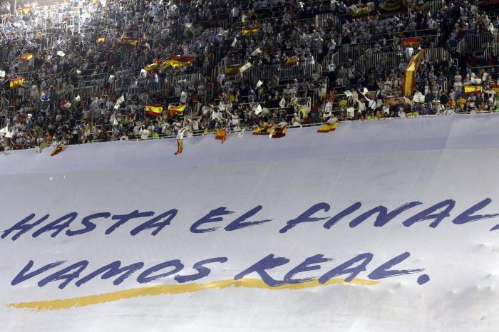 Gorra de Cristiano Ronaldo: cachondeo en Twitter con el último complemento de su traje