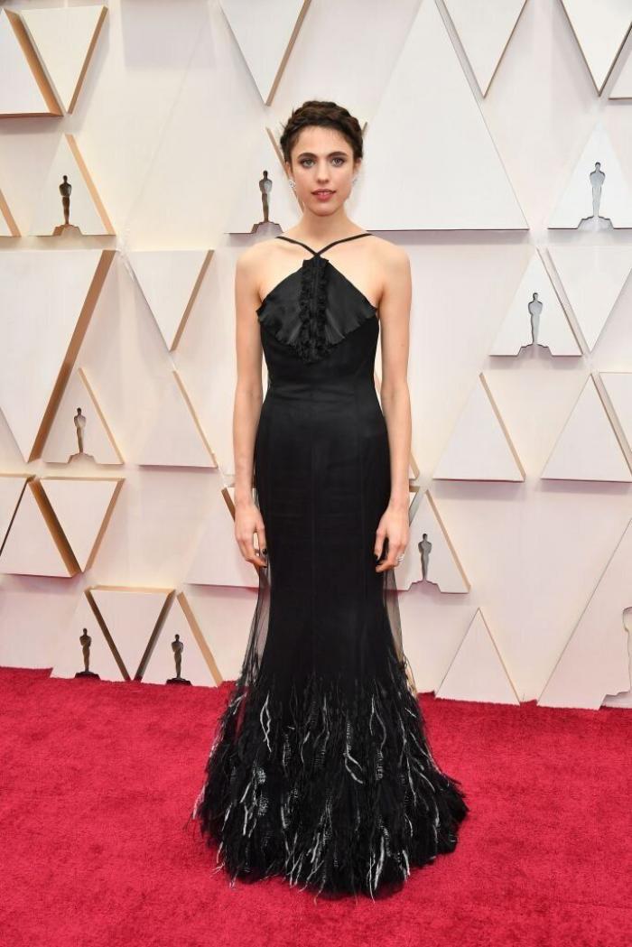 Brad Pitt gana el Oscar, pero patina con el discurso