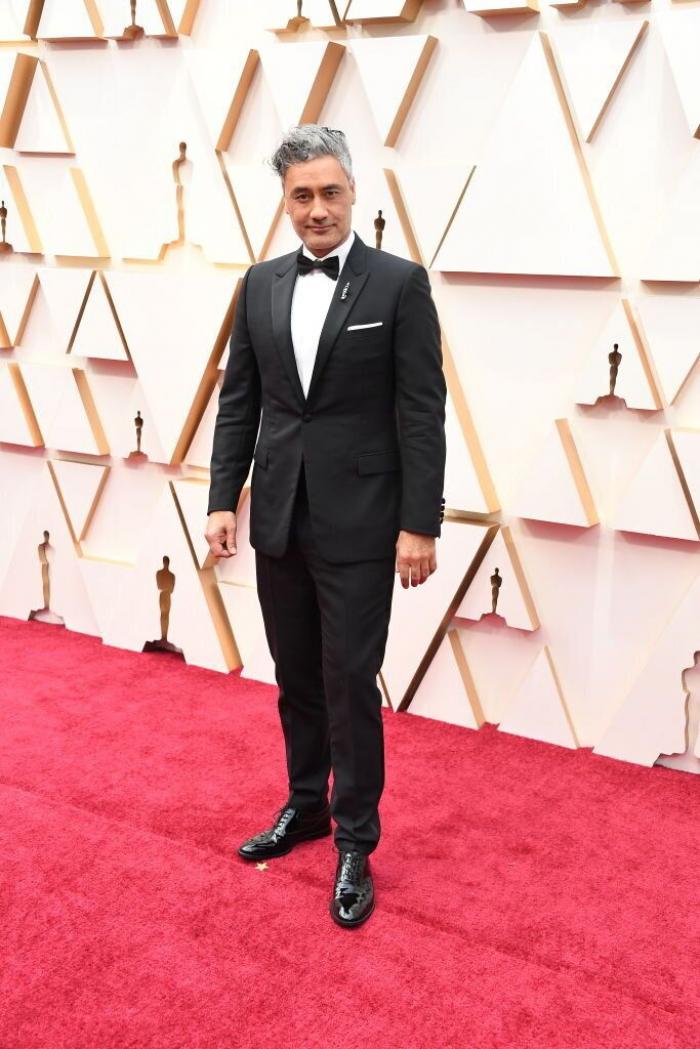 Brad Pitt gana el Oscar, pero patina con el discurso