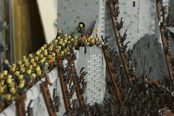 'Las dos torres' de 'El señor de los anillos', en 150.000 piezas de Lego (FOTOS, VÍDEO)