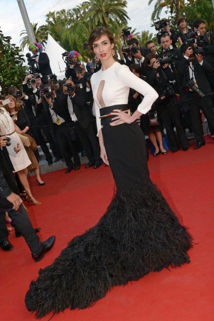 Paz Vega demuestra que se puede seguir llevando bañador en otoño