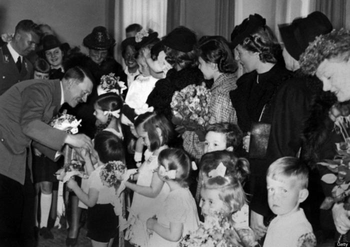 Amazon retoca el icono de su app tras las comparaciones con Hitler