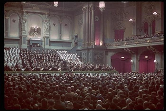 Amazon retoca el icono de su app tras las comparaciones con Hitler