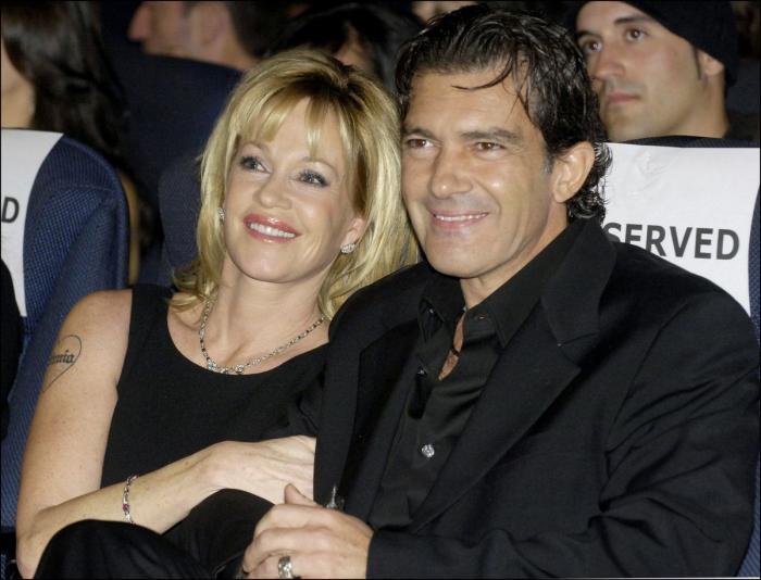 La insólita amistad de Antonio Banderas y Joaquín Sabina: "En recuerdo de un mes de mar, porros y vino"