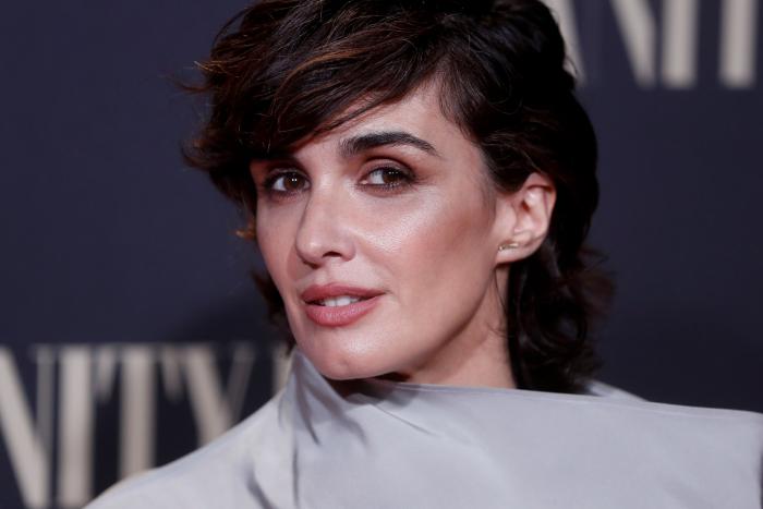Paz Vega demuestra que se puede seguir llevando bañador en otoño