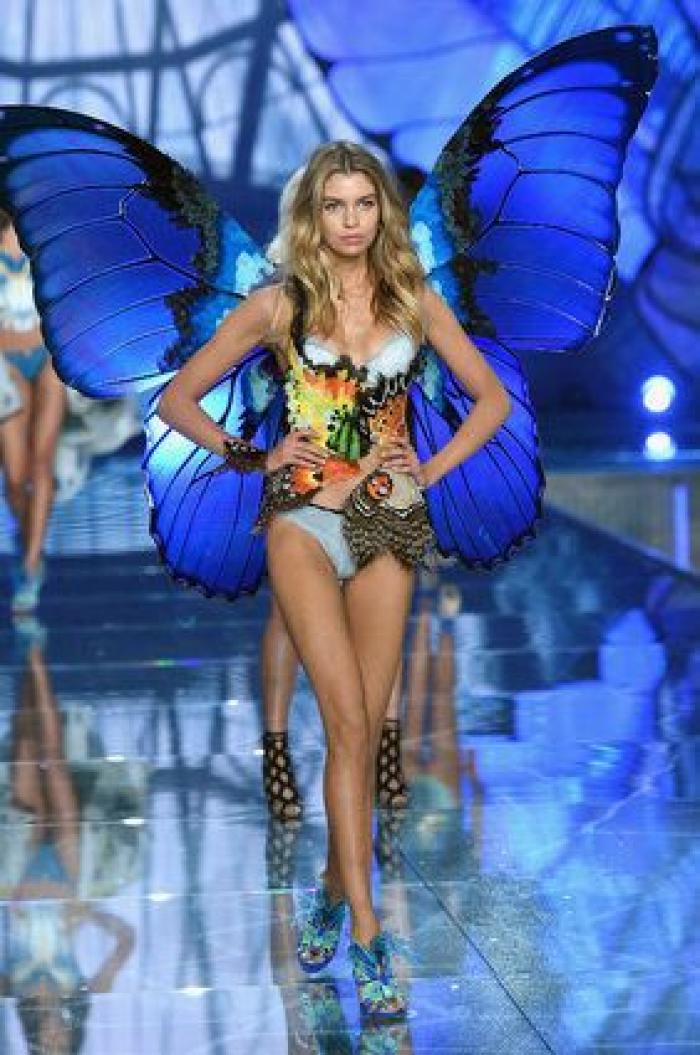 Las modelos de Asos no ocultan sus estrías