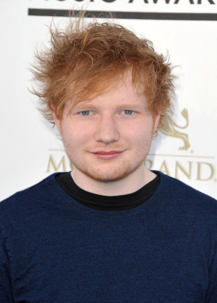 Premios Billboard 2013: alfombra roja con vestidos de escotes rarunos y Madonna sin pantalones (FOTOS)