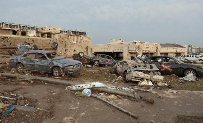 El tornado de Oklahoma deja decenas de muertos