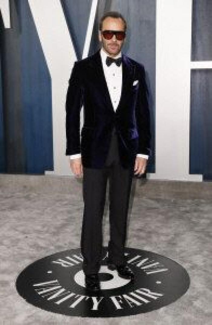 El no-vestido de Emily Ratajkowski y otros 'looks' de la fiesta Vanity Fair tras los Oscar