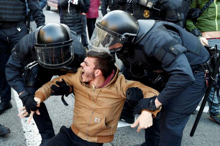Los presos varones del 'procés' harán noche en la prisión de Zuera (Zaragoza)