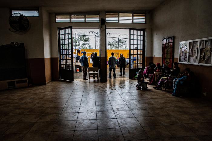 Asilo bloqueado, devoluciones, violencia: MSF constata los abusos las políticas migratorias de EEUU y México