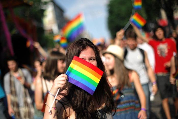 Mi hijo tiene tres años y ya le estoy explicando la importancia del Orgullo