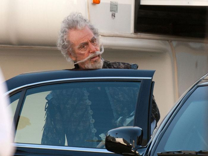 Bradley Cooper cambia de 'look' y no le queda nada bien