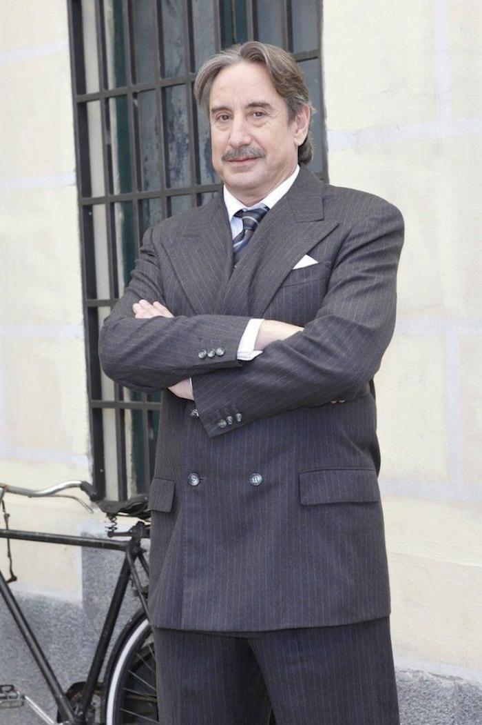 Bradley Cooper cambia de 'look' y no le queda nada bien