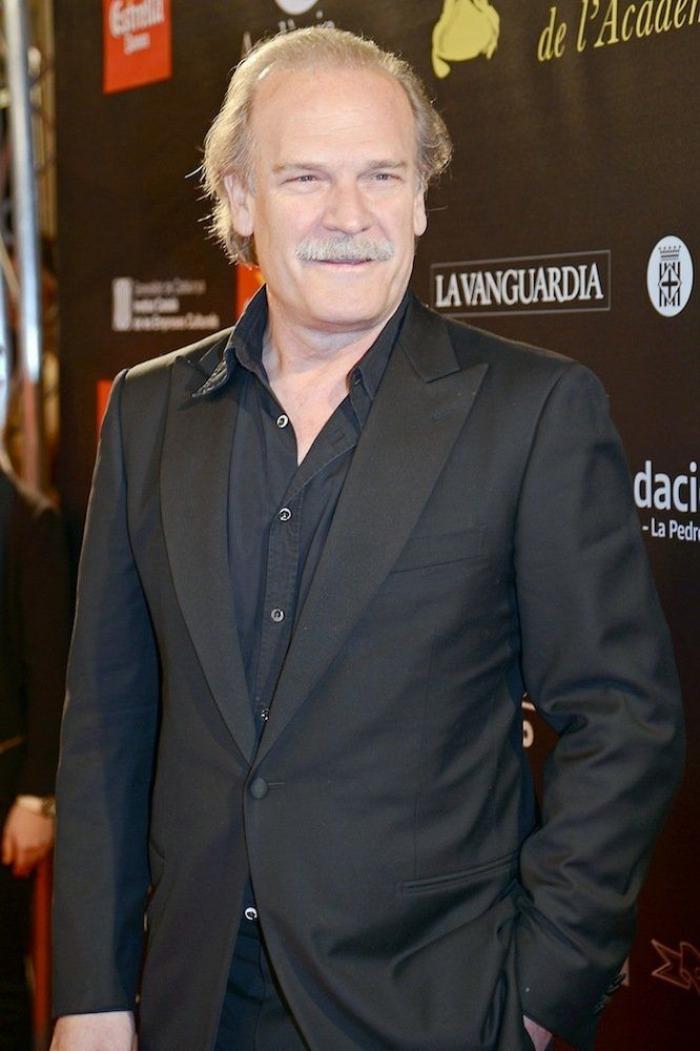 Bradley Cooper cambia de 'look' y no le queda nada bien