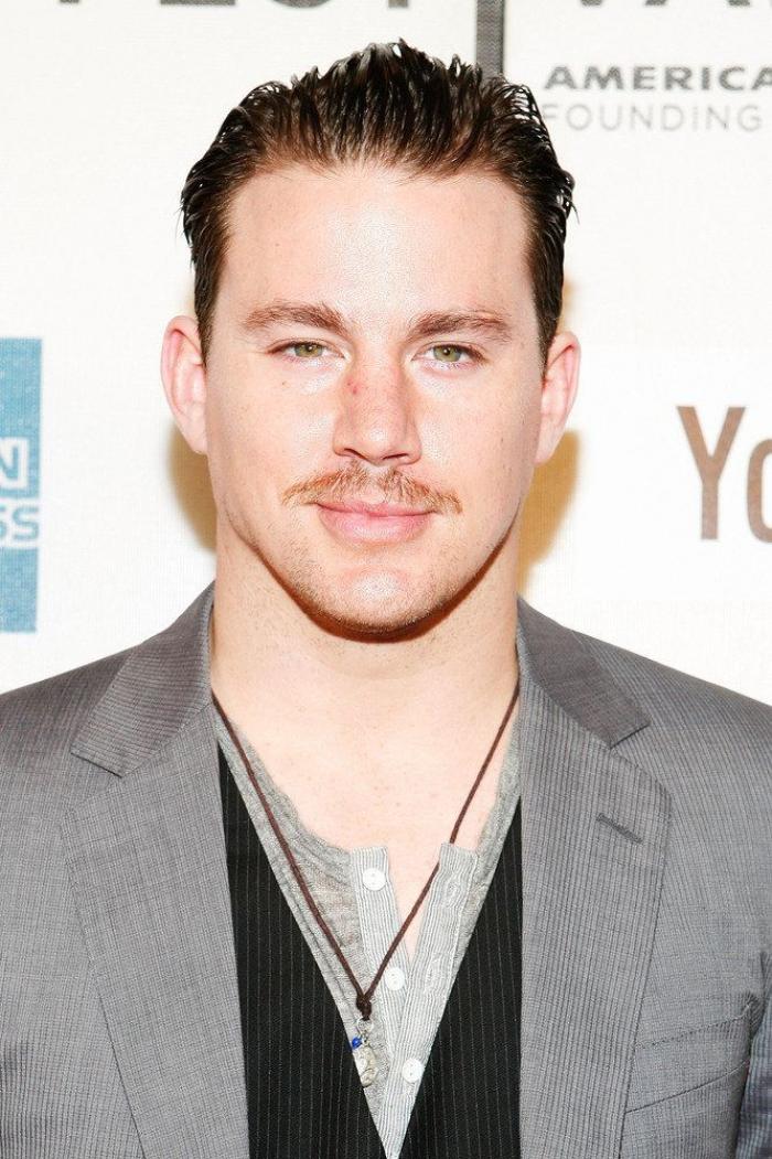 Bradley Cooper cambia de 'look' y no le queda nada bien