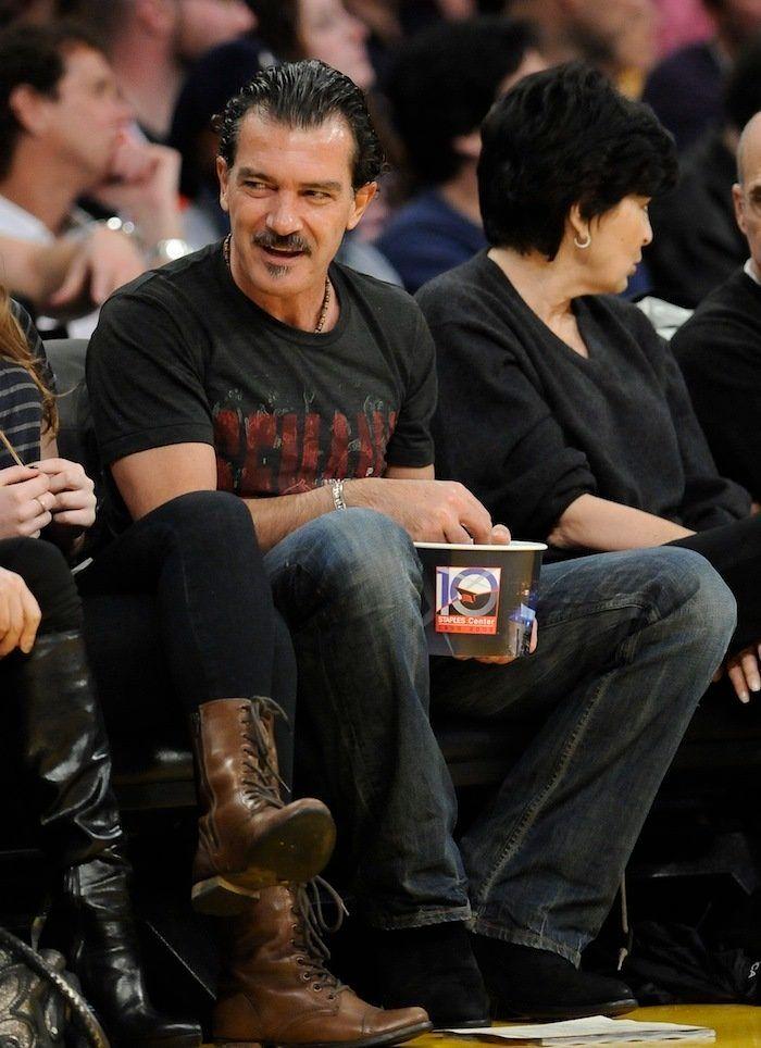 Bradley Cooper cambia de 'look' y no le queda nada bien