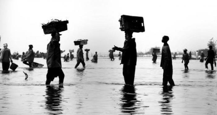 Un grupo de fotoperiodistas vende sus imágenes para ayudar a los refugiados