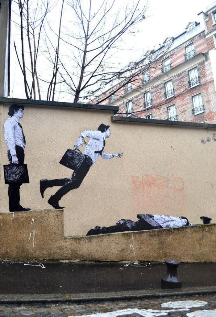 Estos dos edificios están haciendo guarrerías y al Louvre no le gusta