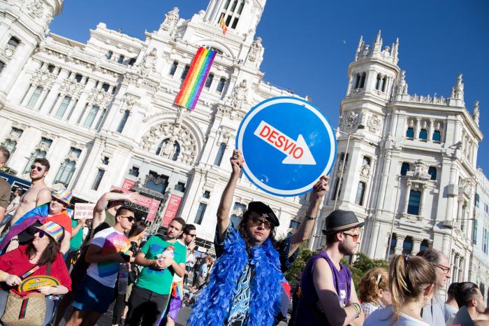 El 'paparazzi' Miguel Temprano estalla contra Carmena: "Han follado en media ciudad"