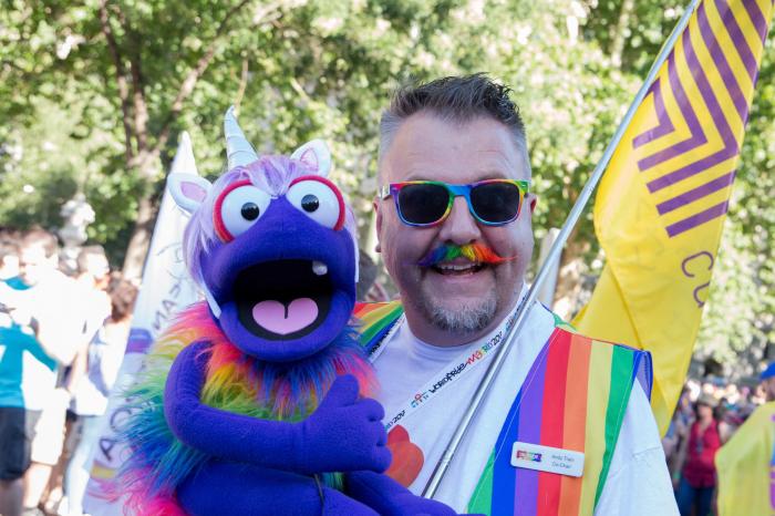 El 'paparazzi' Miguel Temprano estalla contra Carmena: "Han follado en media ciudad"
