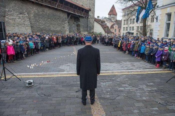 El mundo guarda silencio por París (VÍDEO)