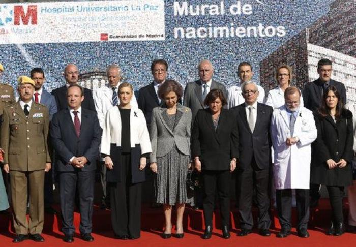 El mundo guarda silencio por París (VÍDEO)