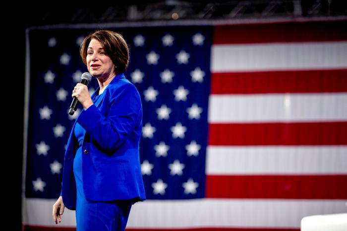 Así es Amy Klobuchar, la sorpresa demócrata en Nuevo Hampshire
