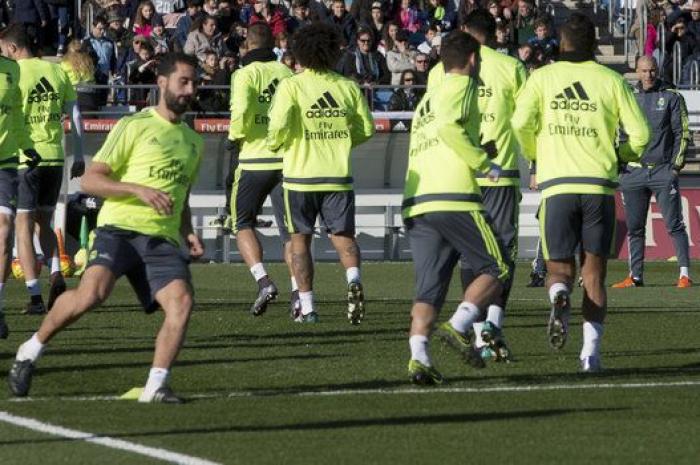 Zidane sorprende con este inesperado cambio en su primer partido con el Madrid