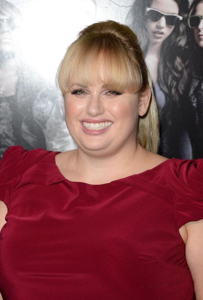 La nueva Bridget Jones, en la tercera novela: viuda de 51 años, con dos hijos y un amante de 30