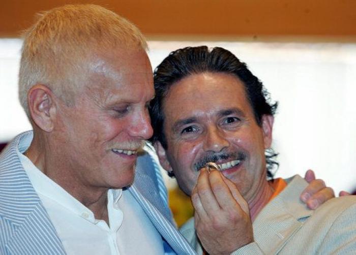 Diez años de la primera boda gay en España: "Hasta entonces éramos marginados"