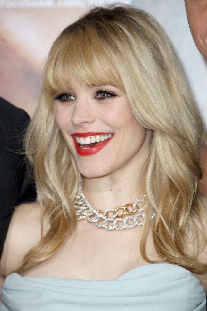 La nueva Bridget Jones, en la tercera novela: viuda de 51 años, con dos hijos y un amante de 30