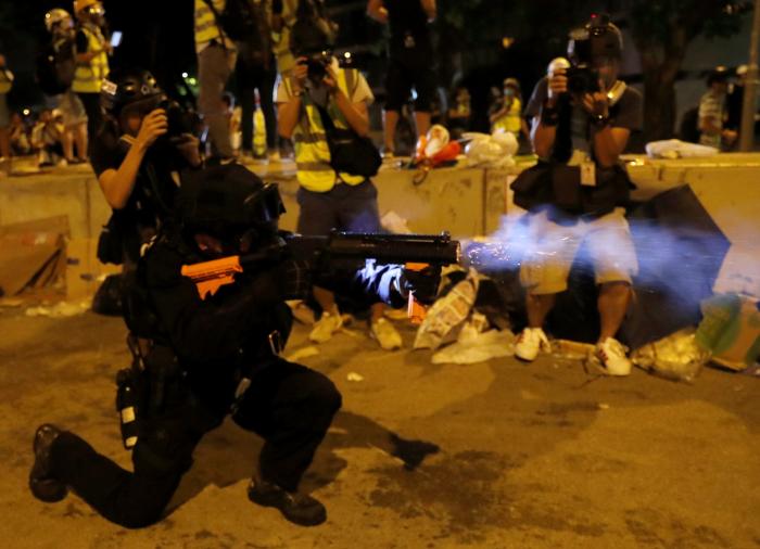 Miles de personas vuelven a las calles de Hong Kong