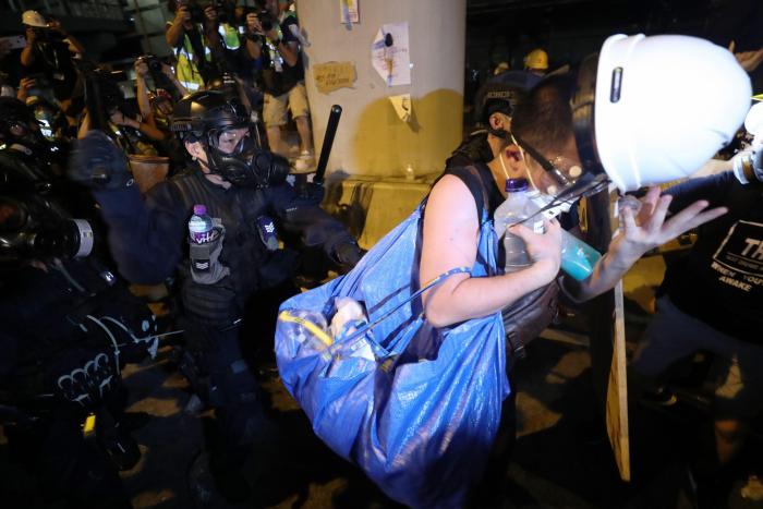 Miles de personas vuelven a las calles de Hong Kong