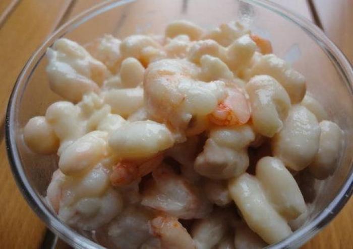 Por qué deberías guardar el líquido de los garbanzos en conserva y cómo usarlo para hacer mayonesa