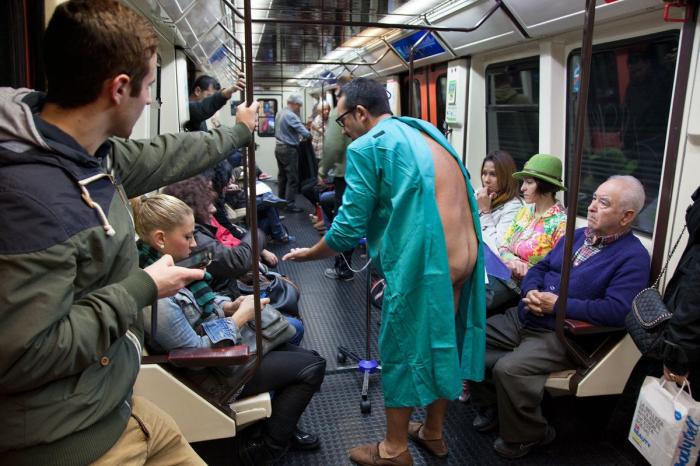 La Atención Primaria estalla en Madrid con consultorios sin médico: “Ya no serán centros de salud”