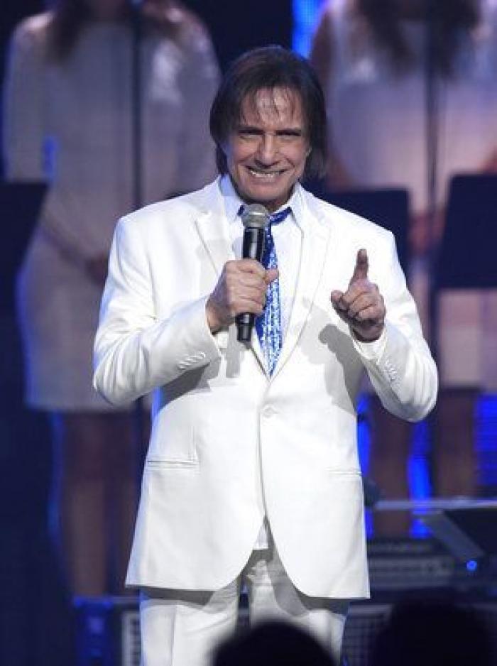 Grammy Latino 2015: la fiesta blanca en homenaje a Roberto Carlos