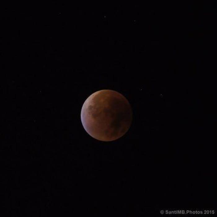 Guía para no perderte nada del eclipse parcial de Luna del 16 de julio