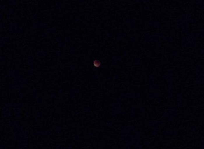 Guía para no perderte nada del eclipse parcial de Luna del 16 de julio