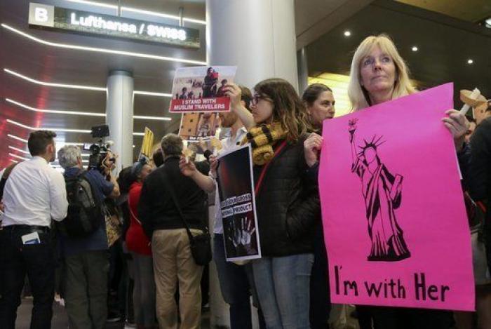 Siete razones por las que el veto de Trump a los refugiados es injusto, hipócrita y quizá ilegal