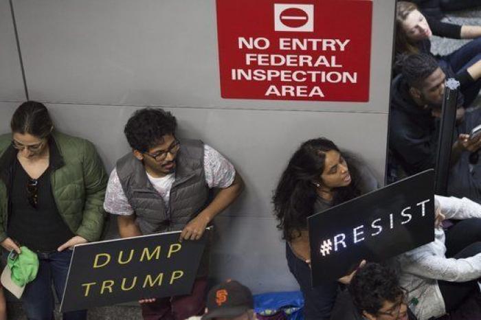 Siete razones por las que el veto de Trump a los refugiados es injusto, hipócrita y quizá ilegal