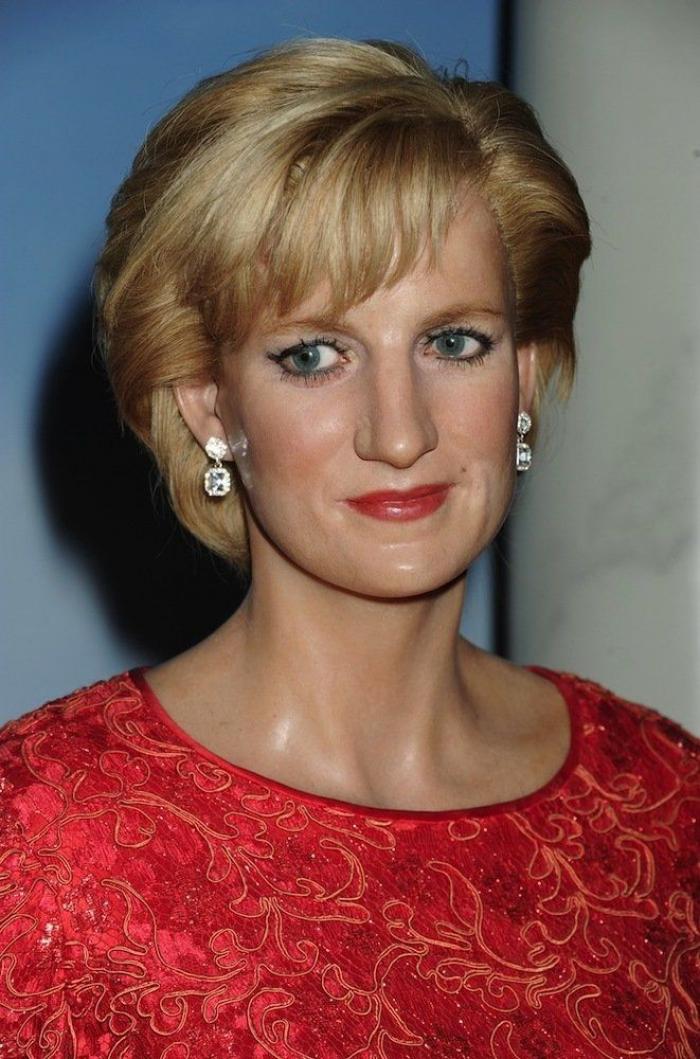 La prueba de que Taylor Swift es tan guapa que parece irreal: ¿cuál es de cera y cuál de verdad? (FOTOS)