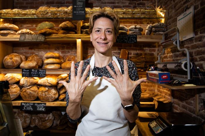 Calviño fija para después del verano la decisión de subir o no el salario mínimo