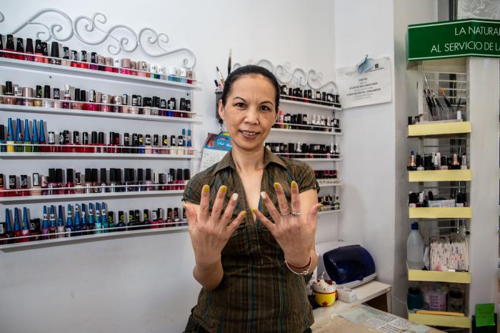 Calviño fija para después del verano la decisión de subir o no el salario mínimo